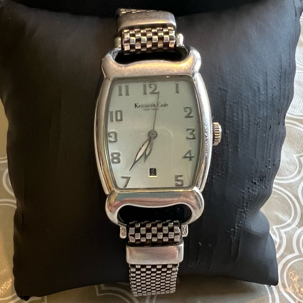 Used Kenneth Cole Watch U54-03-KC4384